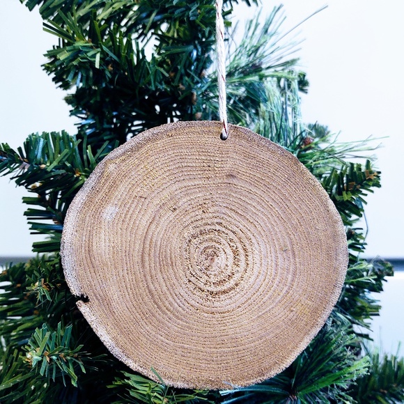 Hand Crafted Natural Wood Glitter Ornament Christmas Beach Chairs/Christmas Tree - Picture 3 of 4
